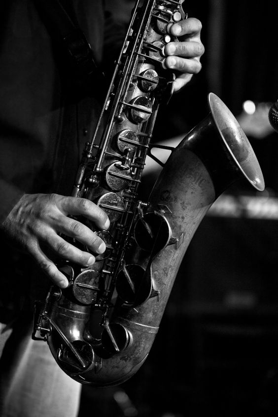 instrumento-musical-saxofon