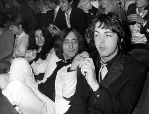 yoko-ono-and-john-lennon