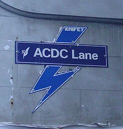 Conoce la historia detrás de la calle ‘ACDC’
