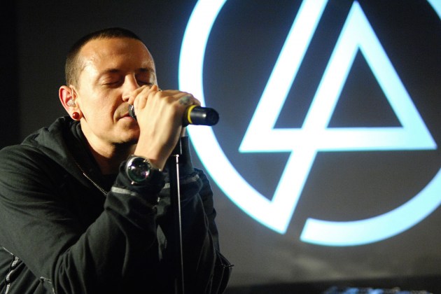 El hijo de Chester Bennigton demuestra su talento musical