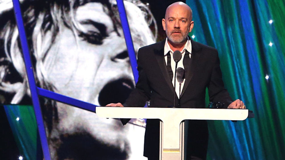 Michael Stipe se adentra en los archivos de R.E.M. para la reedición de lujo de ‘Out of Time’