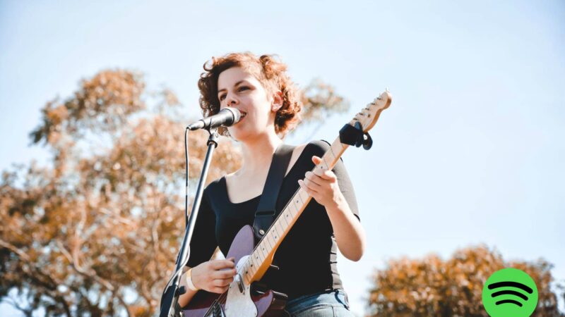 Conoce a la cantante: Ana Tomia