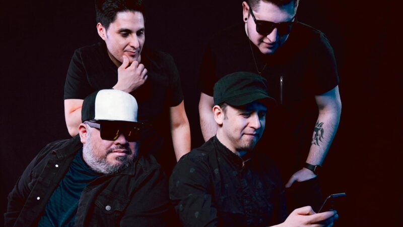 TRES MINUTOS de puro ROCK  Energético, Evolutivo y contemporáneo.