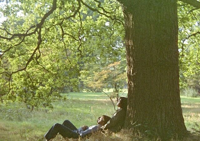 ¿Te gustaría unirte a Plastic Ono Band? Una manera de celebrar el lanzamiento de JOHN LENNON / PLASTIC ONO BAND – THE ULTIMATE MIXES.